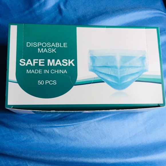 2 FACE MASK- read description 🎓 - Picture 2 of 7